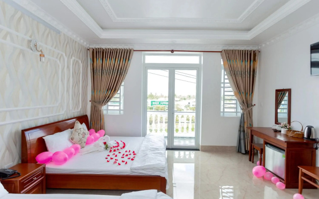 Lee Hotel