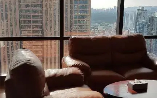 Ideal Suites at Times Square