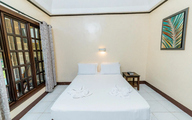 Dumaluan Beach Resort