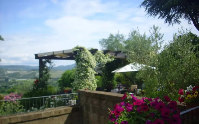 Villa Degli Ulivi