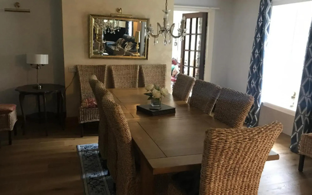 Pentre Farmhouse