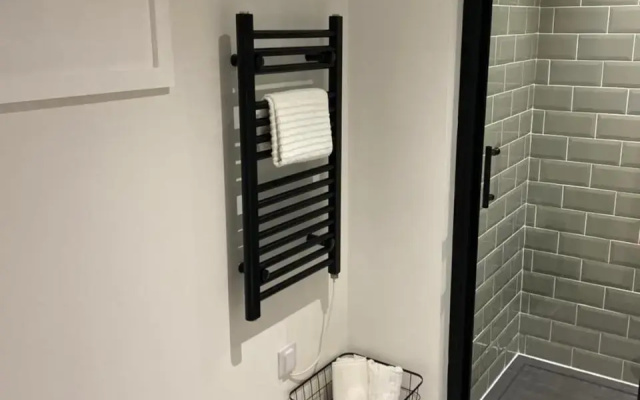 Lower Greenbank Guest Suite