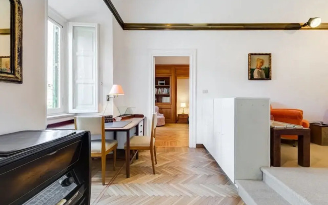Bright 3 bed Flat 9 min From Piazza di Spagna