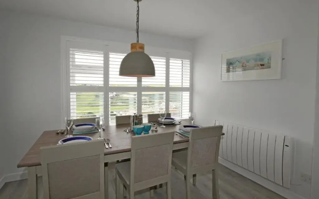 Mawgan Porth Apartments