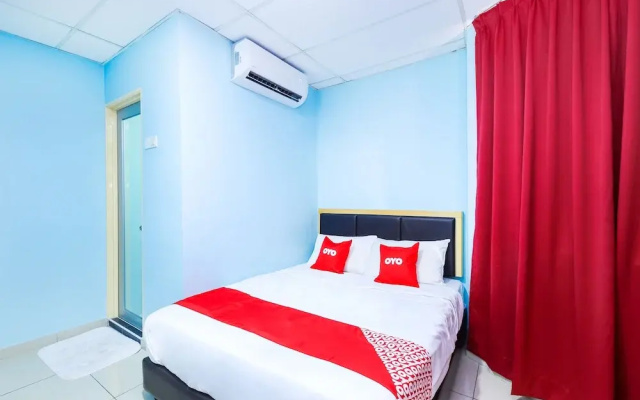 Hotel 22 Northport by OYO Rooms