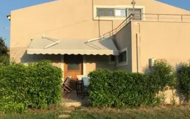 Perivoli House B