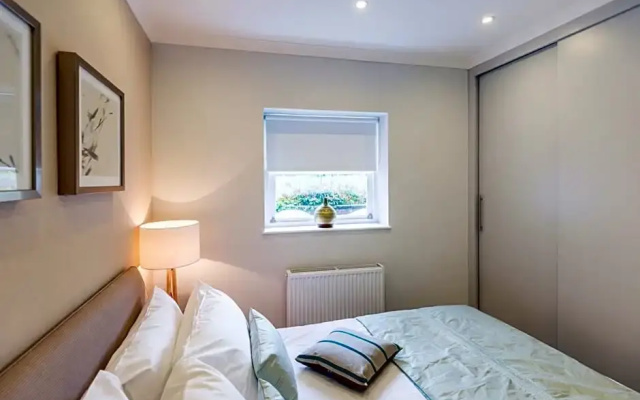 High Street Kensington Apartment