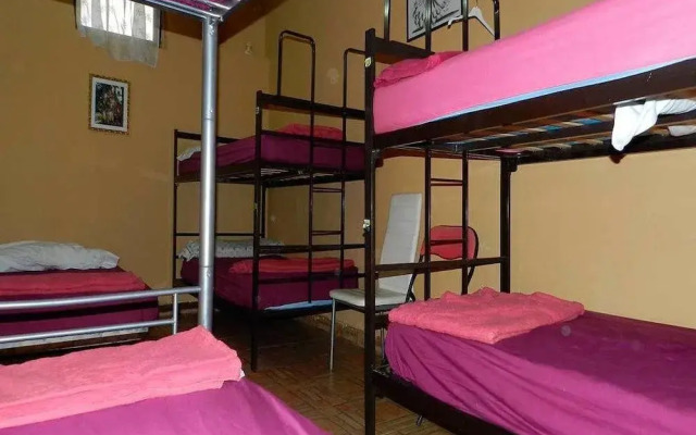 Albergue Casa Alberdi - Hostel