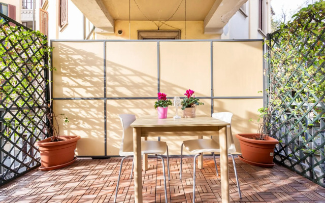 new studio apartment sauro orange
