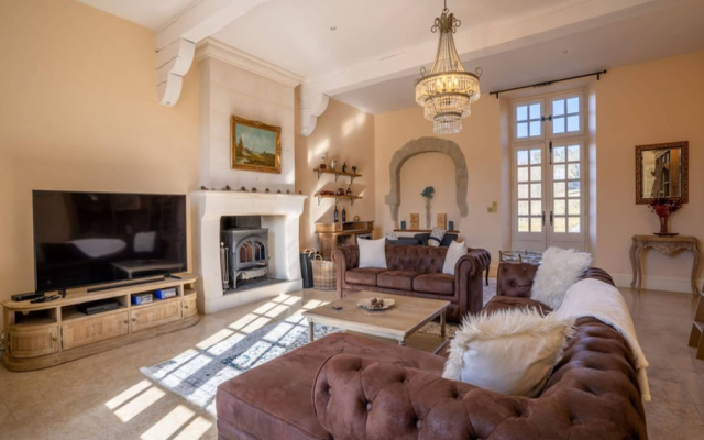 7-bedroom Tarn Villa With Spa