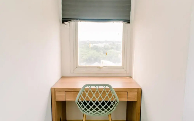 Tranquil And Warm 2Br Apartment At Urban Heights Residences