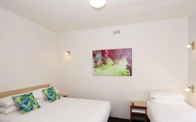 Mowbray Hotel