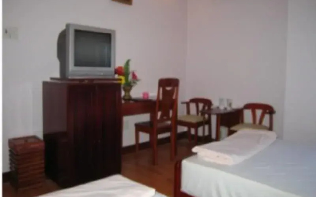 Vinh Khanh Hotel