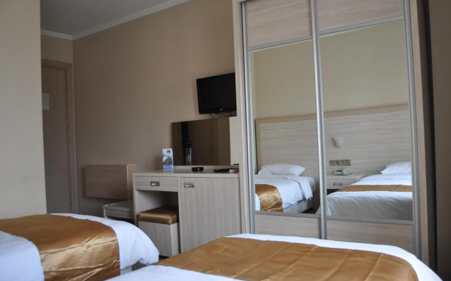 The Yücedağ Hotel