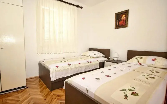 Apartments Snjezana