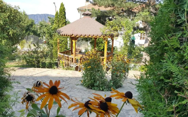 Paradise Hotel