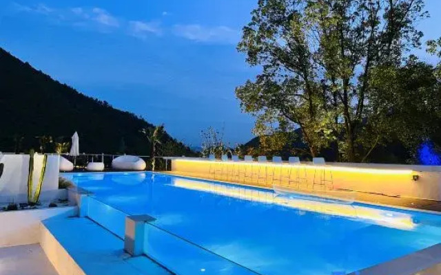 Mogan Xingye Star · Space-Themed Infinity Pool Garden Designer Boutique Stay