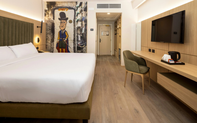 Holiday Inn Naples by IHG