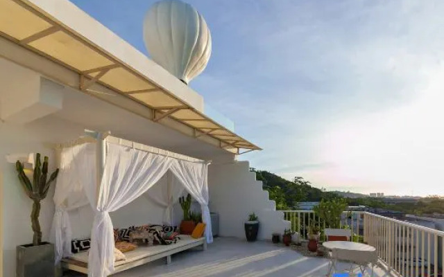 Chic Chimu Youshan Seaview Hostel
