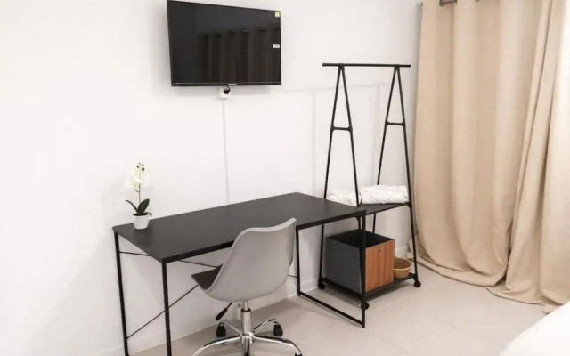 Alicante Beach Hostel