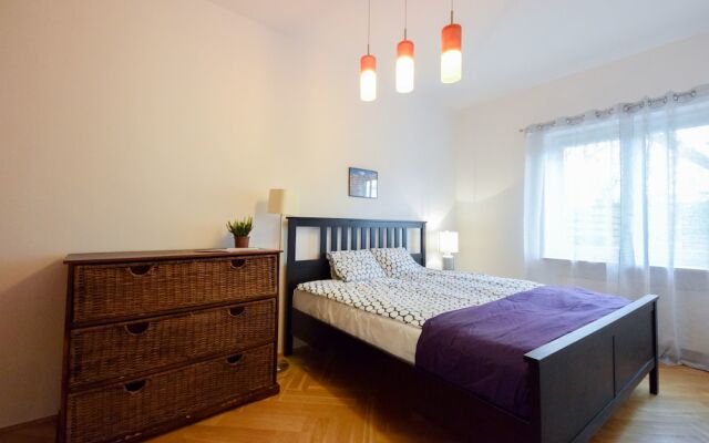 Отель ShortStayPoland Bialobrzeska (B35) комната для гостей