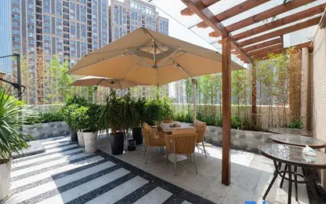 Yuexiang Lidu Hotel