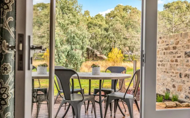 Grandview Accommodation - The Elm Tree Apartments