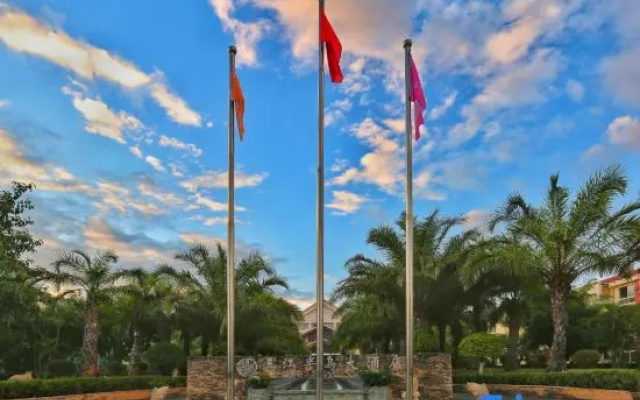 Sanjiang Peninsula Hotel