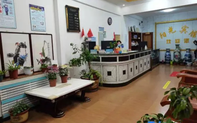 Sunshine Hotel