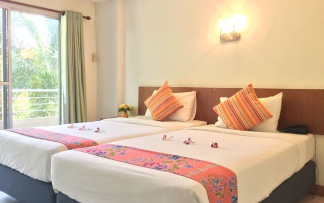 Thip Residence Boutique Hotel вид на фасад