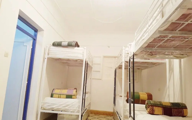 Majorelle Hostel