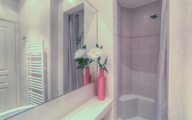Capucine Apartment 0