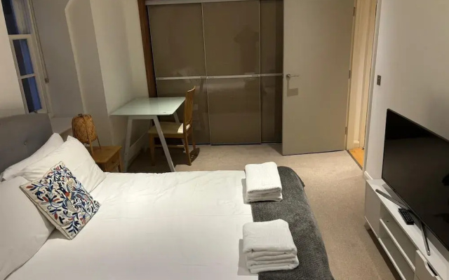 Executive Level Quartermile two Bedroom Apartment - Extremely Central