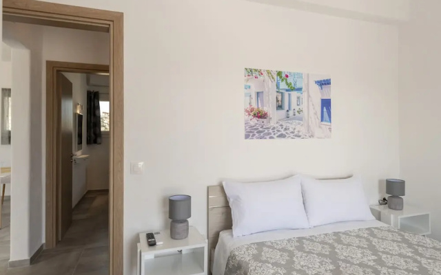 Parikia's Sunlight 2bedroom House