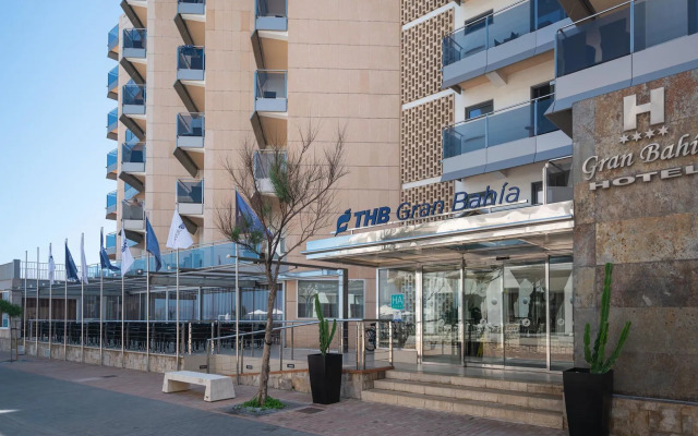 Отель THB Gran Bahia Hotel and Apartments