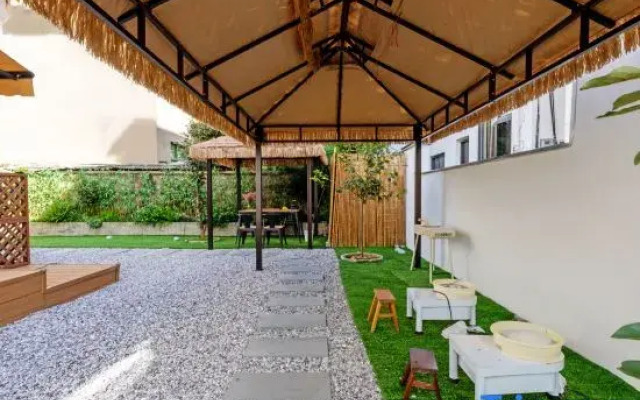 Xishi Ruyuan Homestay (Baoyu Pagoda, Wuyuan)