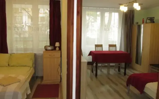 Królewska Apartment