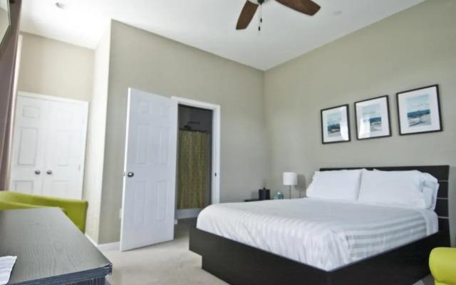 Haven Point Inn