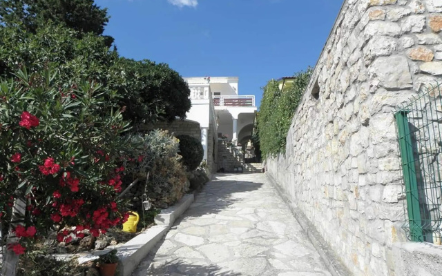 Djurdja - 20 m From Beach - A1 Lucija