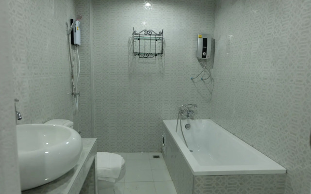Na Banmae Resort