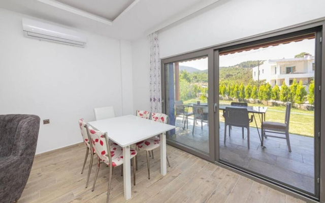 House With Garden and Private Pool in Bodrum