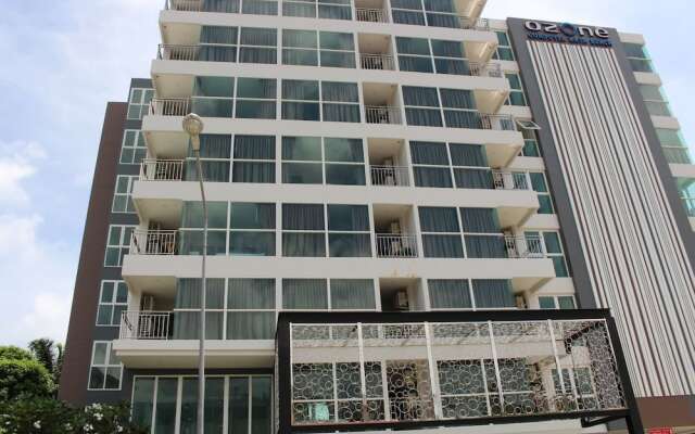 Отель Ozone Condotel Apt 602 вид на фасад
