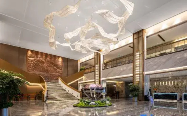 hotel lemarquis