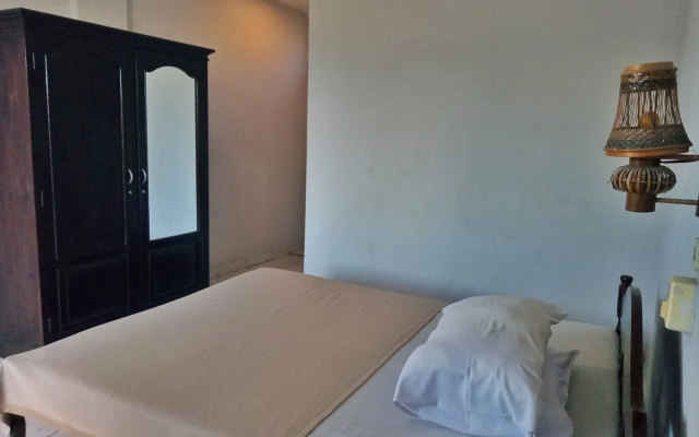 Taman Mekar Beach Inn 2