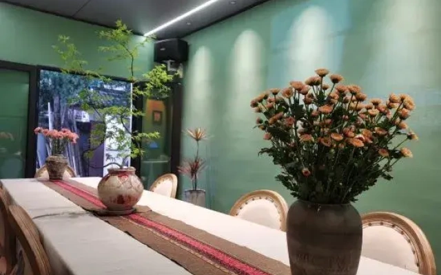 Deqing Shanyinju Country House
