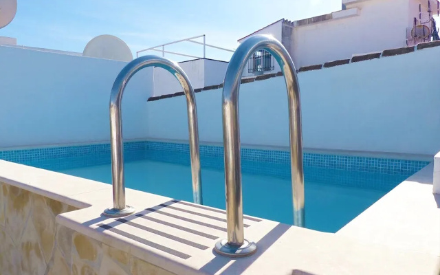 Private Rooftop Pool and Terrace Apartment Ref 87