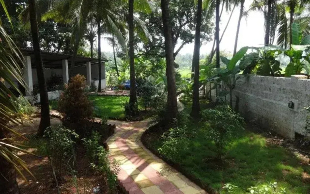 Shiva Sea Side