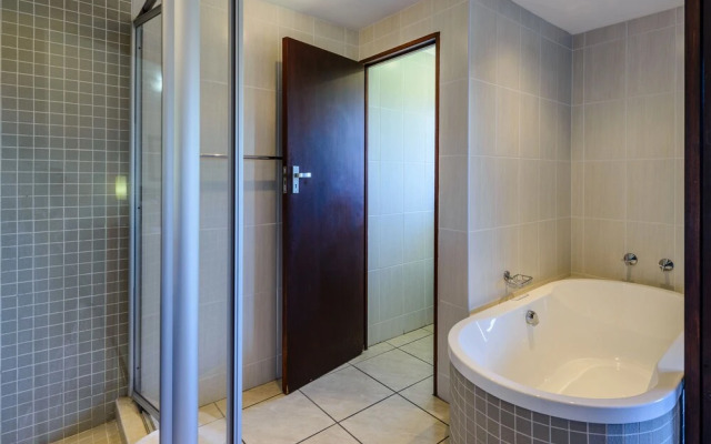 San Lameer Villa Rentals 2803