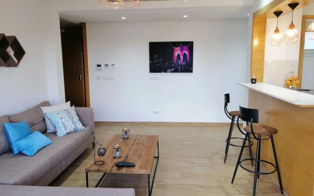 Bright and stylish Flat