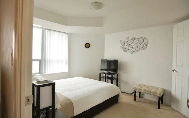 Grand Ovation by Maplewood Suites